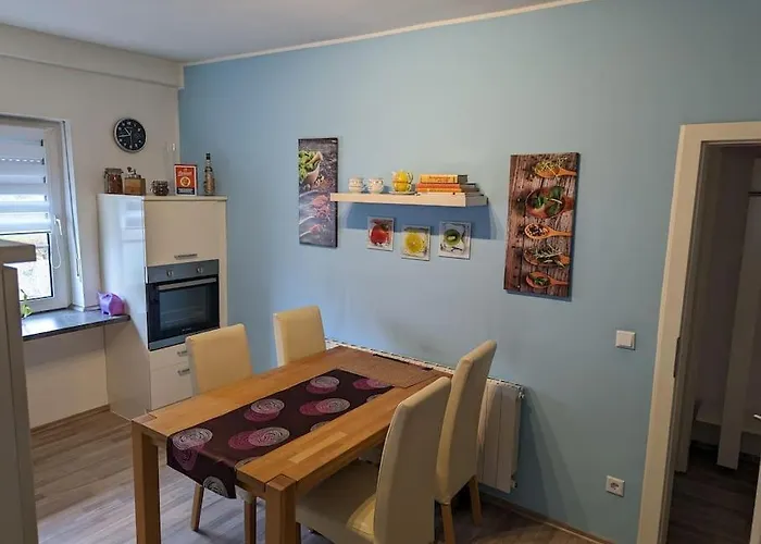 Apartament Philippi - Moselblick Mit Grosser Dachterrasse, 75 Qm, Hunde Willkommen